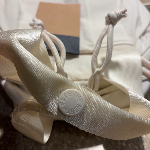 NWT North Face Women’s Never Stop Mini Backpack TNF White Dune $85 - Picture 5 of 6